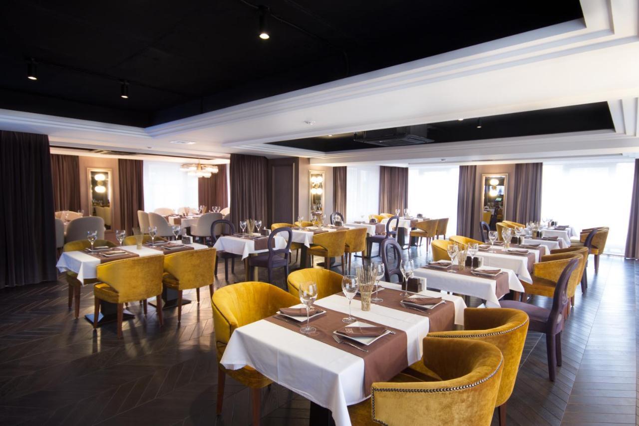 Soho Boutique Hotel Dnipro Exteriör bild