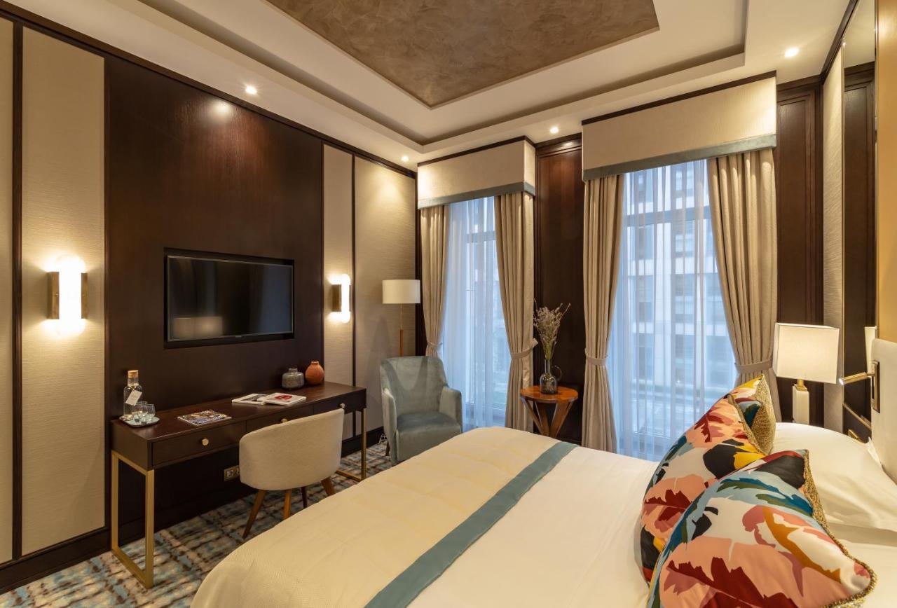 Soho Boutique Hotel Dnipro Exteriör bild