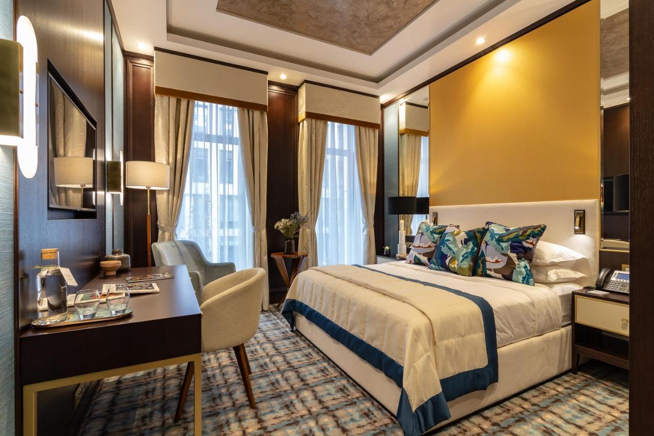 Soho Boutique Hotel Dnipro Exteriör bild